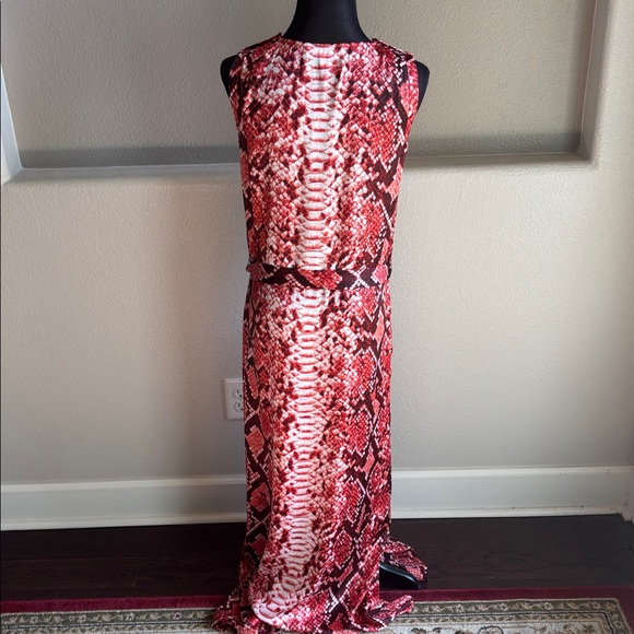 Michael Kors women médium
Coral red snake print Maxi dress - Picture 4 of 9